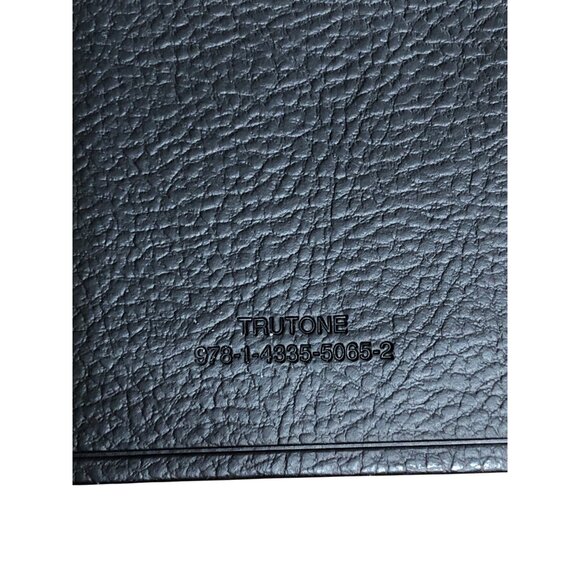 English Standard Version Value Thinline Bible Faux Leather Black Trutone Crosswa - Picture 6 of 16